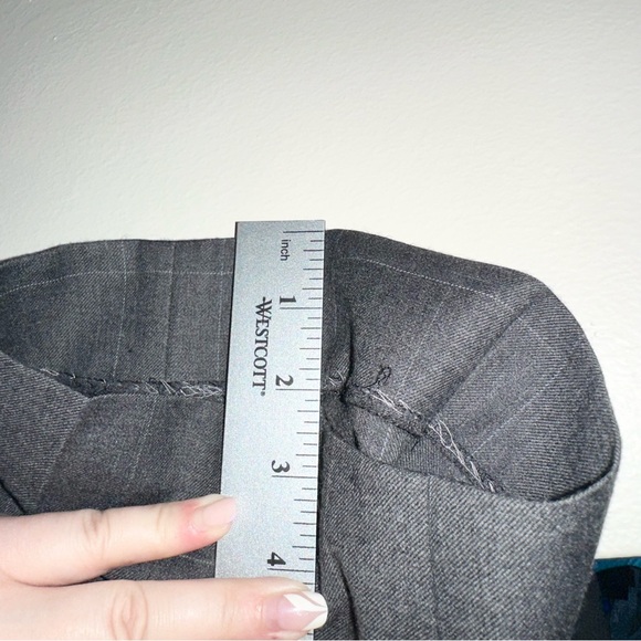 Jos a Bank Travelers Collection Suit 44x36L Two Button Single Vent Plaid Gray - Picture 12 of 12